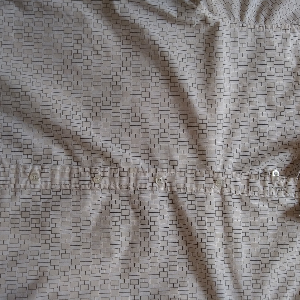 Mens ROAR patterned button up - Picture 4 of 4